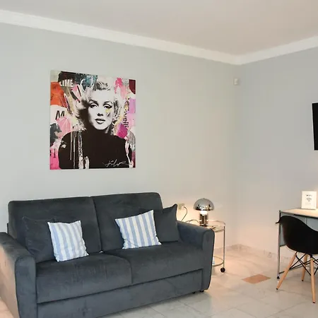 Beautiful On The Lake, Pool & Parking - Nr 124