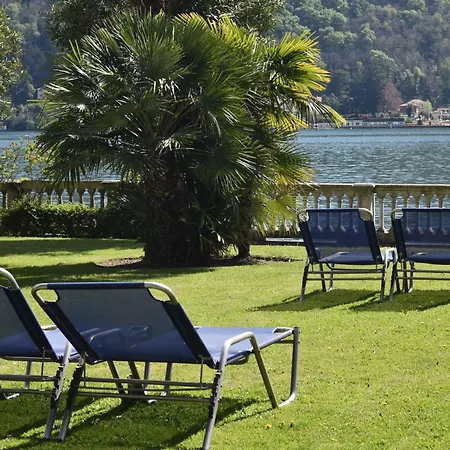 Apartment Beautiful On The Lake, Pool & Parking - Nr 124 *