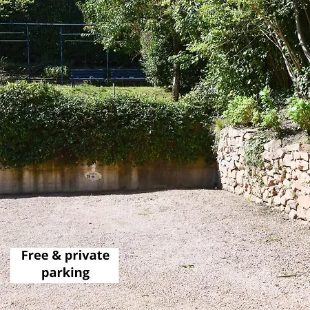 Apartment Beautiful On The Lake, Pool & Parking - Nr 124