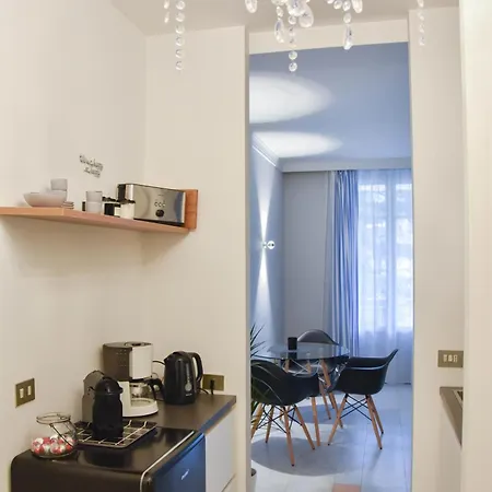 Apartment Beautiful On The Lake, Pool & Parking - Nr 124