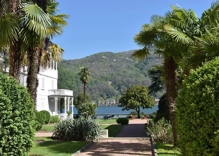 Beautiful On The Lake, Pool & Parking - Nr 124 Daire *