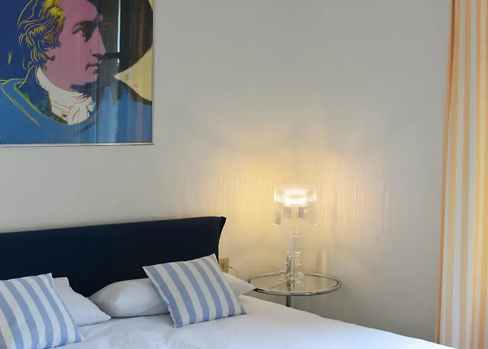 Beautiful On The Lake, Pool & Parking - Nr 124 Daire *